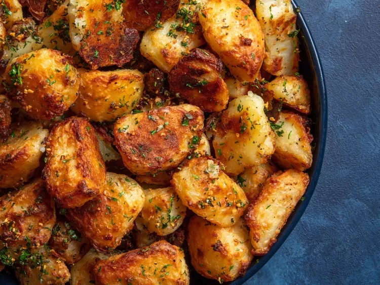 File:Crispy Roast Potatoes.jpg